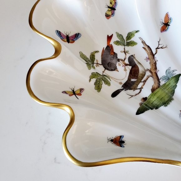 *SOLD* Herend Rothschild Bird Shell & Ring Dish - Picture 2 of 11